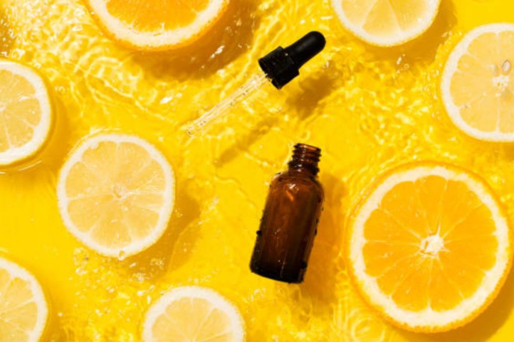 https://www.thewhoblog.com/why-vitamin-c-oil-is-so-beneficial-to-your-skin/