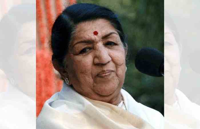 singer Lata Mangeshkar