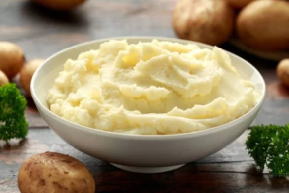 Explosion of Flavor on Your Palate With Garlic Mashed Potatoes