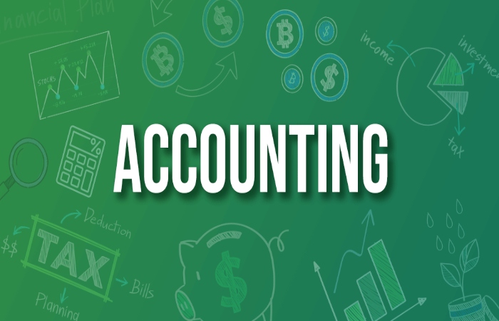 What Types of Careers Are in the Accounting Field?